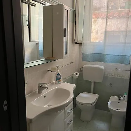 La Casa Di Ladi Apartment *
